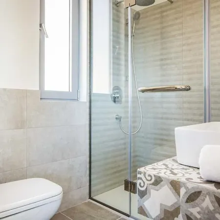 וילה Trapezaki Sleeps 6 Pool Air Con Wifi טרפזאקי